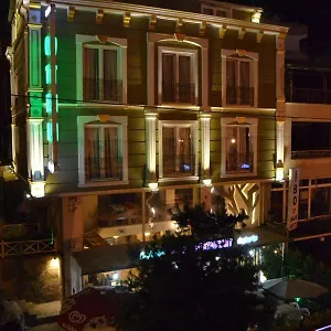 Ueckale Restaurant فندق